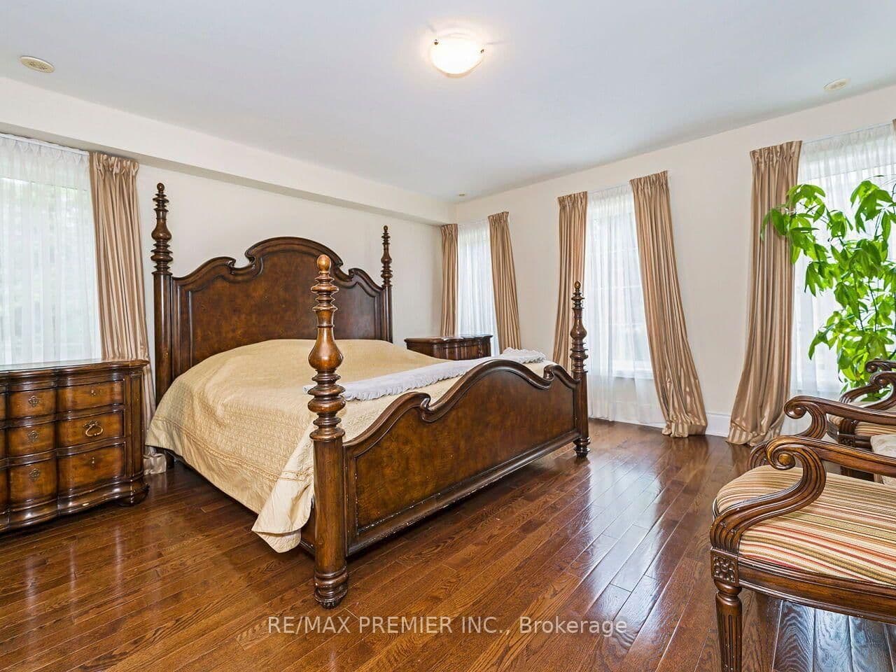 30 Hargrave Lane, Unit 14 thumbnail 18