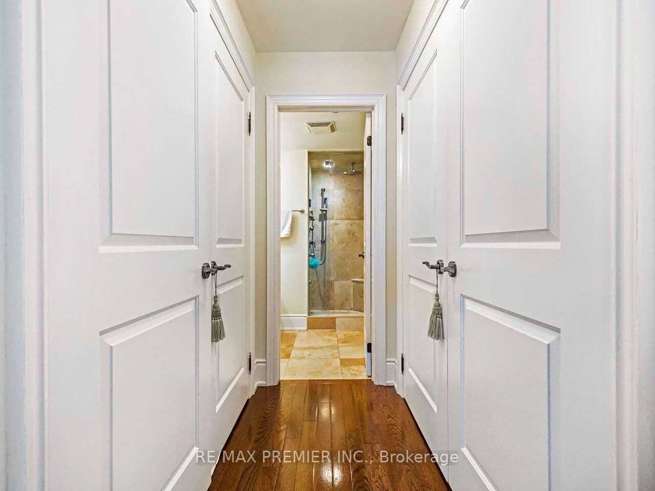 30 Hargrave Lane, Unit 14 thumbnail 19