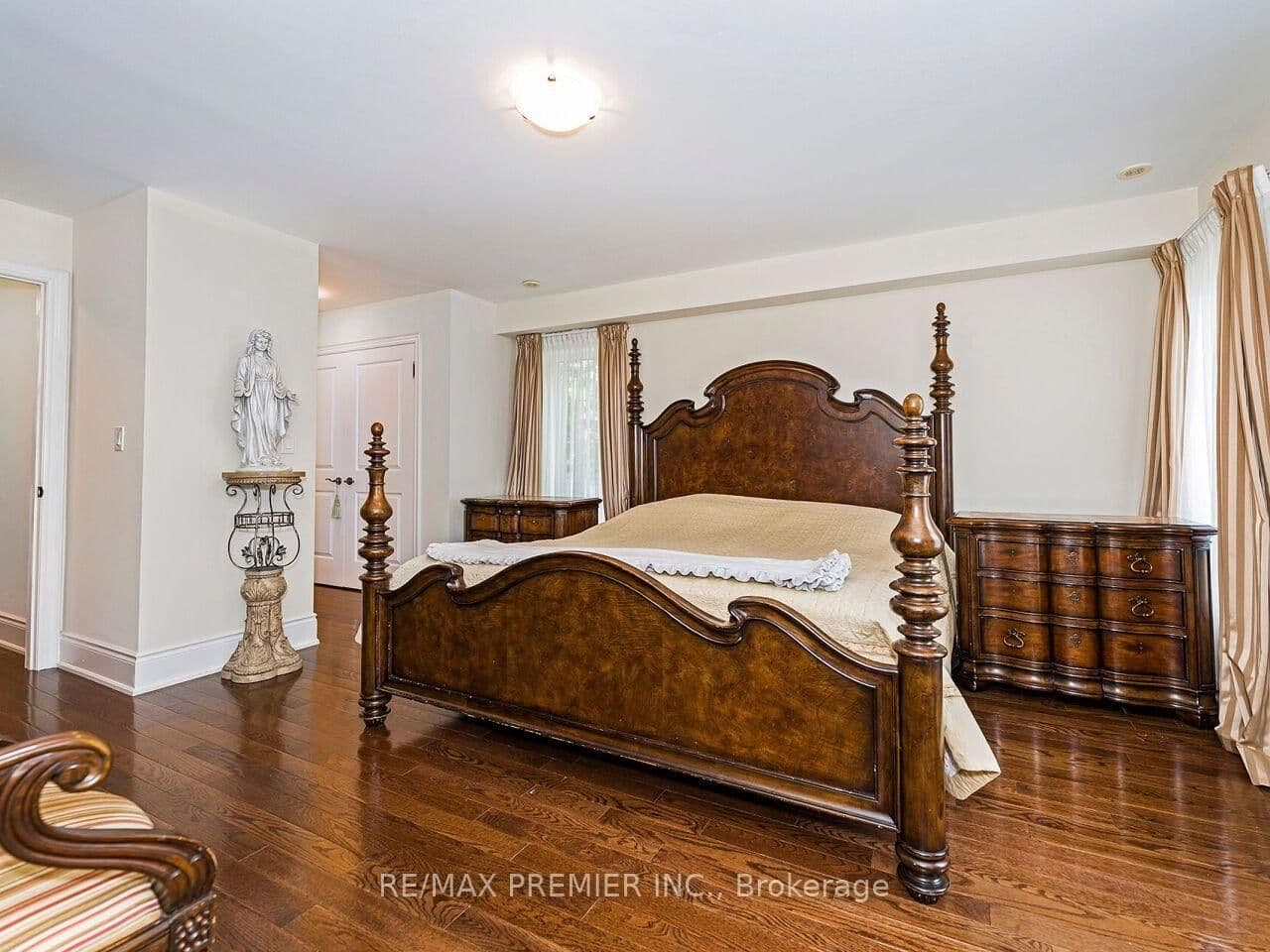 30 Hargrave Lane, Unit 14 thumbnail 24