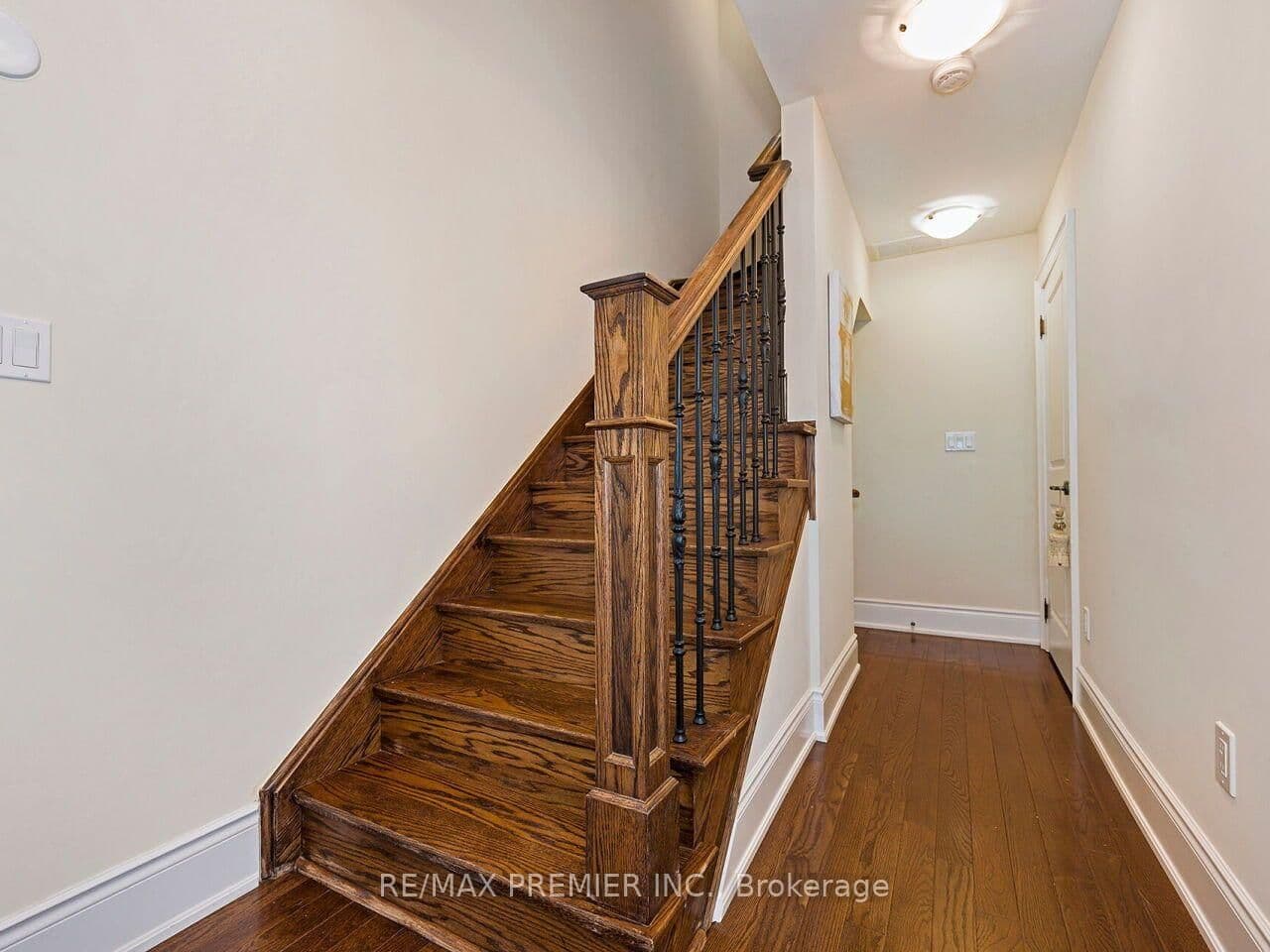 30 Hargrave Lane, Unit 14 thumbnail 26