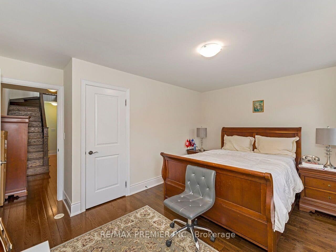 30 Hargrave Lane, Unit 14 thumbnail 28