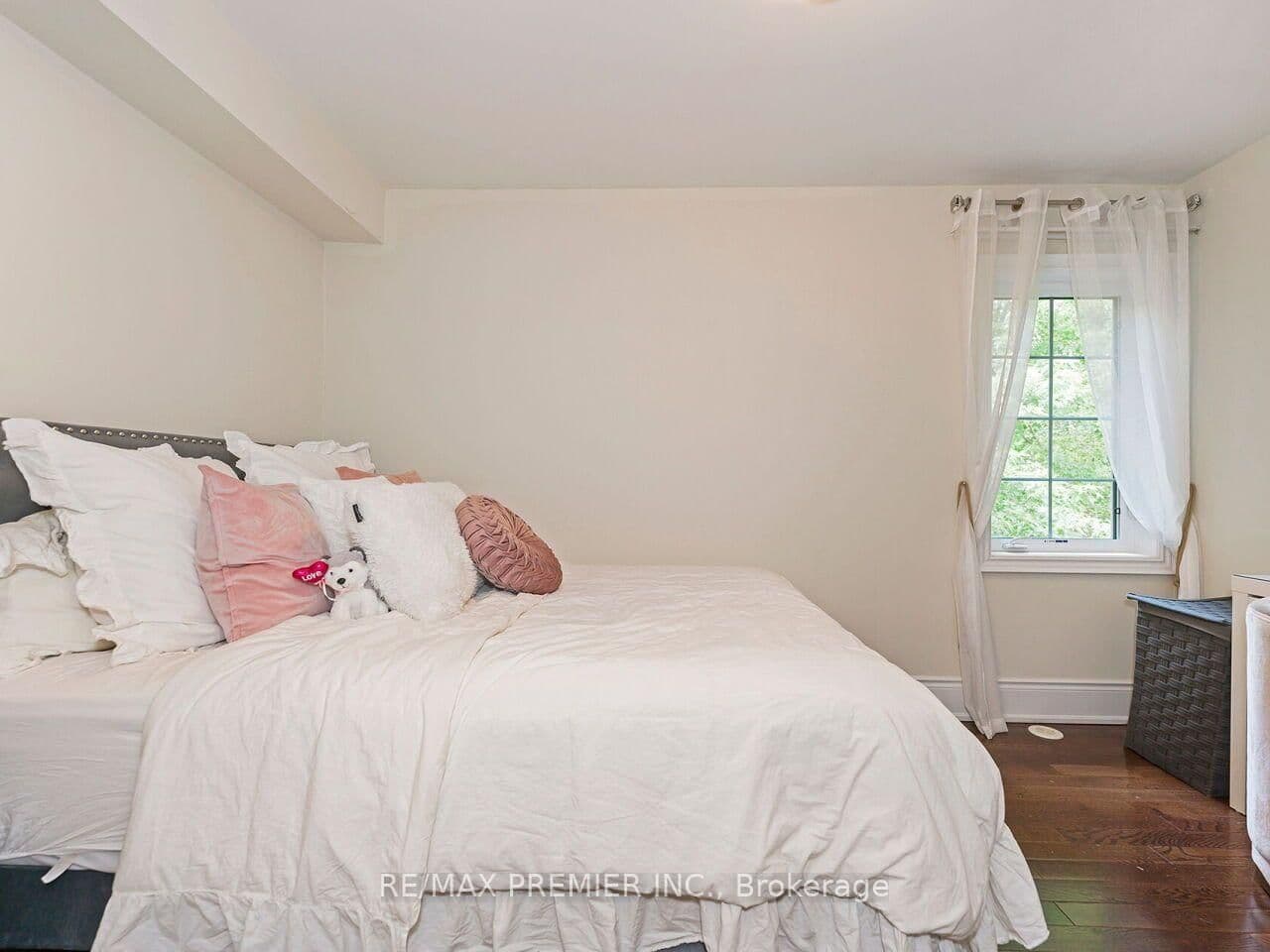30 Hargrave Lane, Unit 14 thumbnail 29