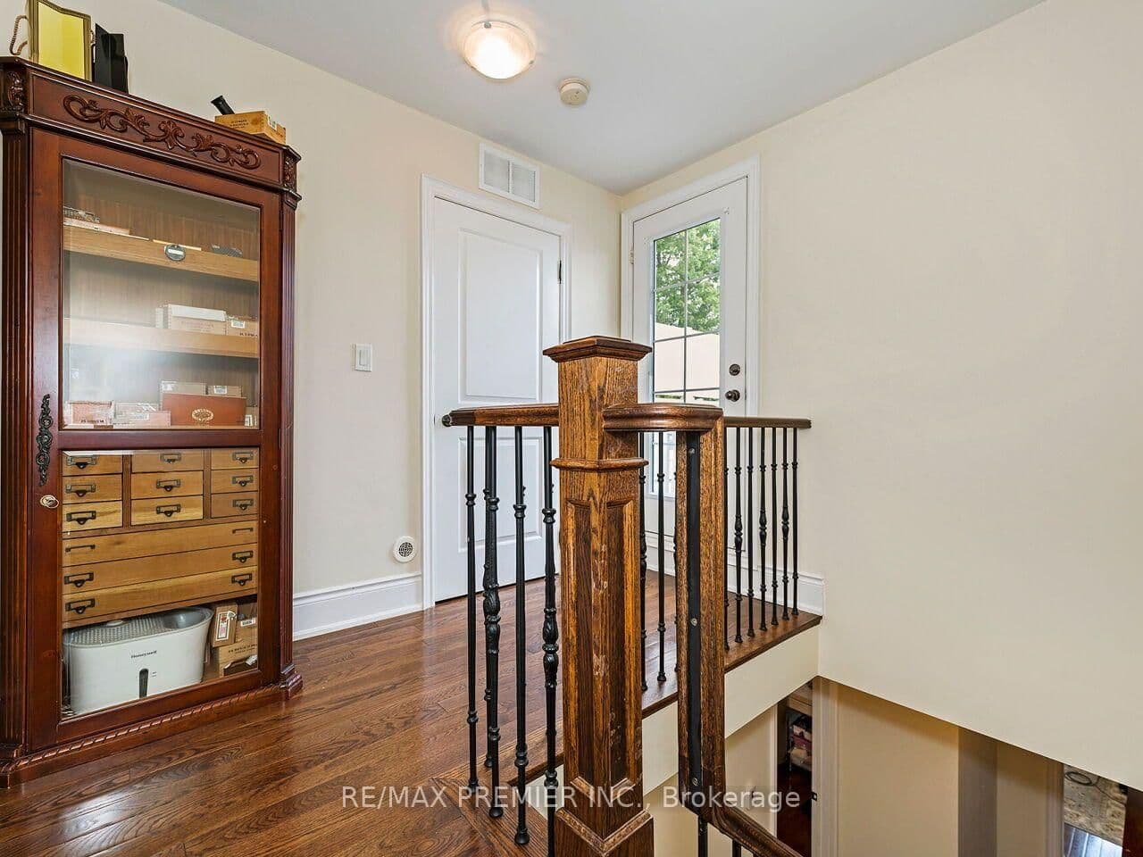 30 Hargrave Lane, Unit 14 thumbnail 33