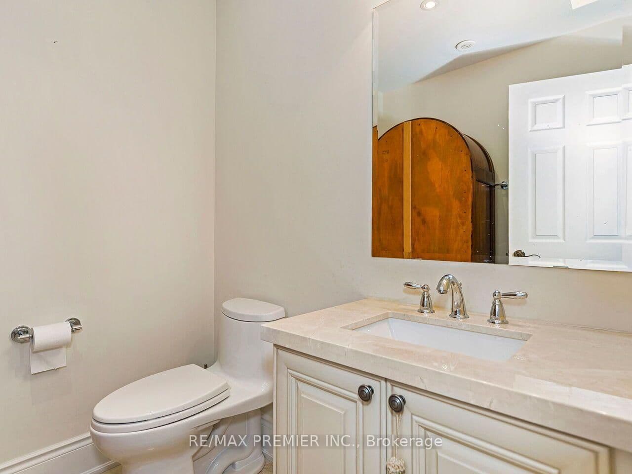 30 Hargrave Lane, Unit 14 thumbnail 42