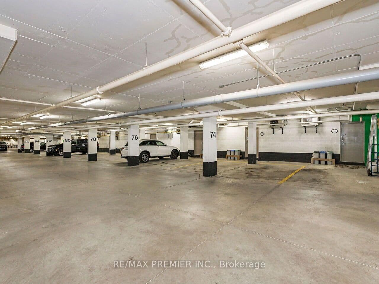 30 Hargrave Lane, Unit 14 thumbnail 46
