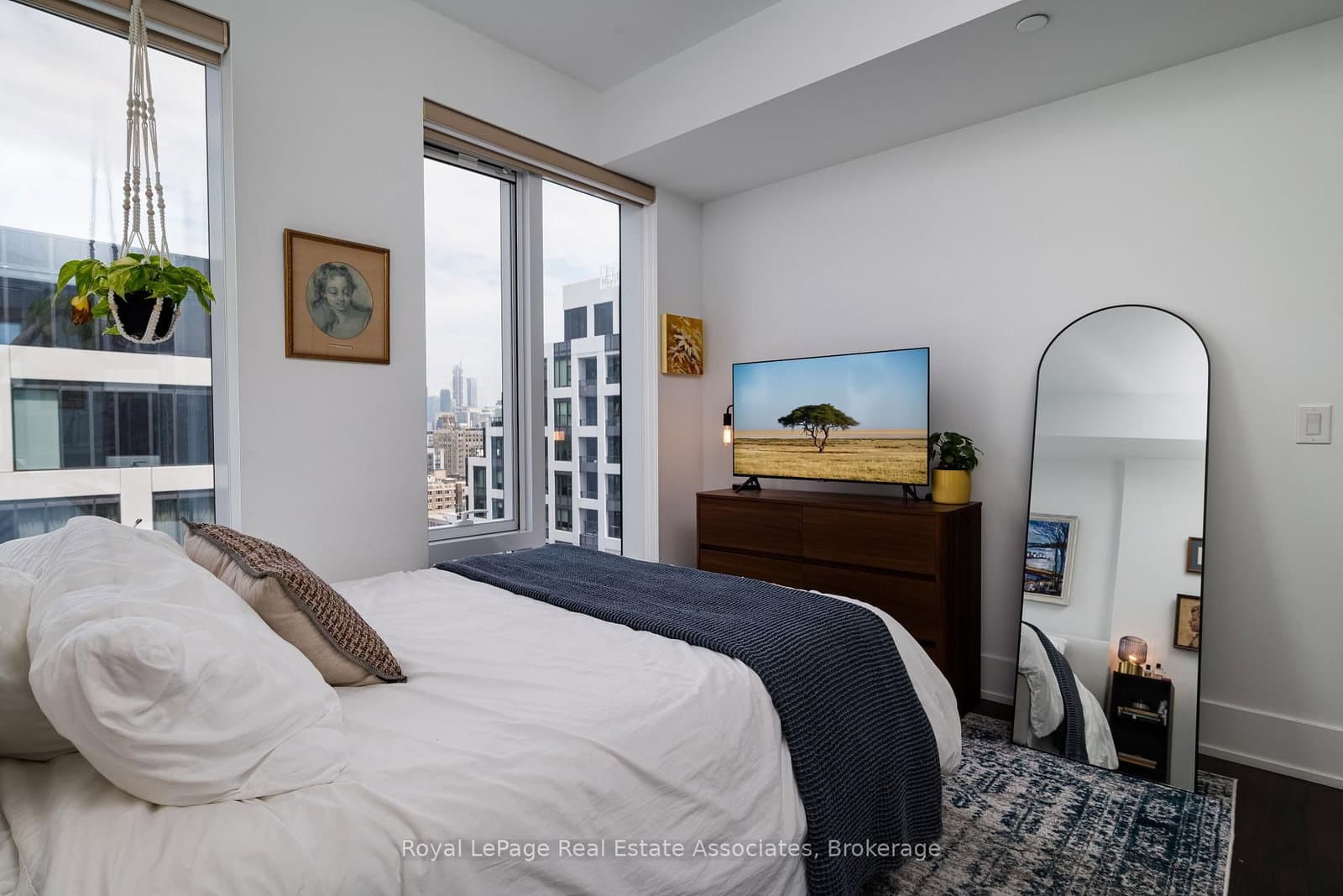 480 Front Street W, Unit 1206 thumbnail 16