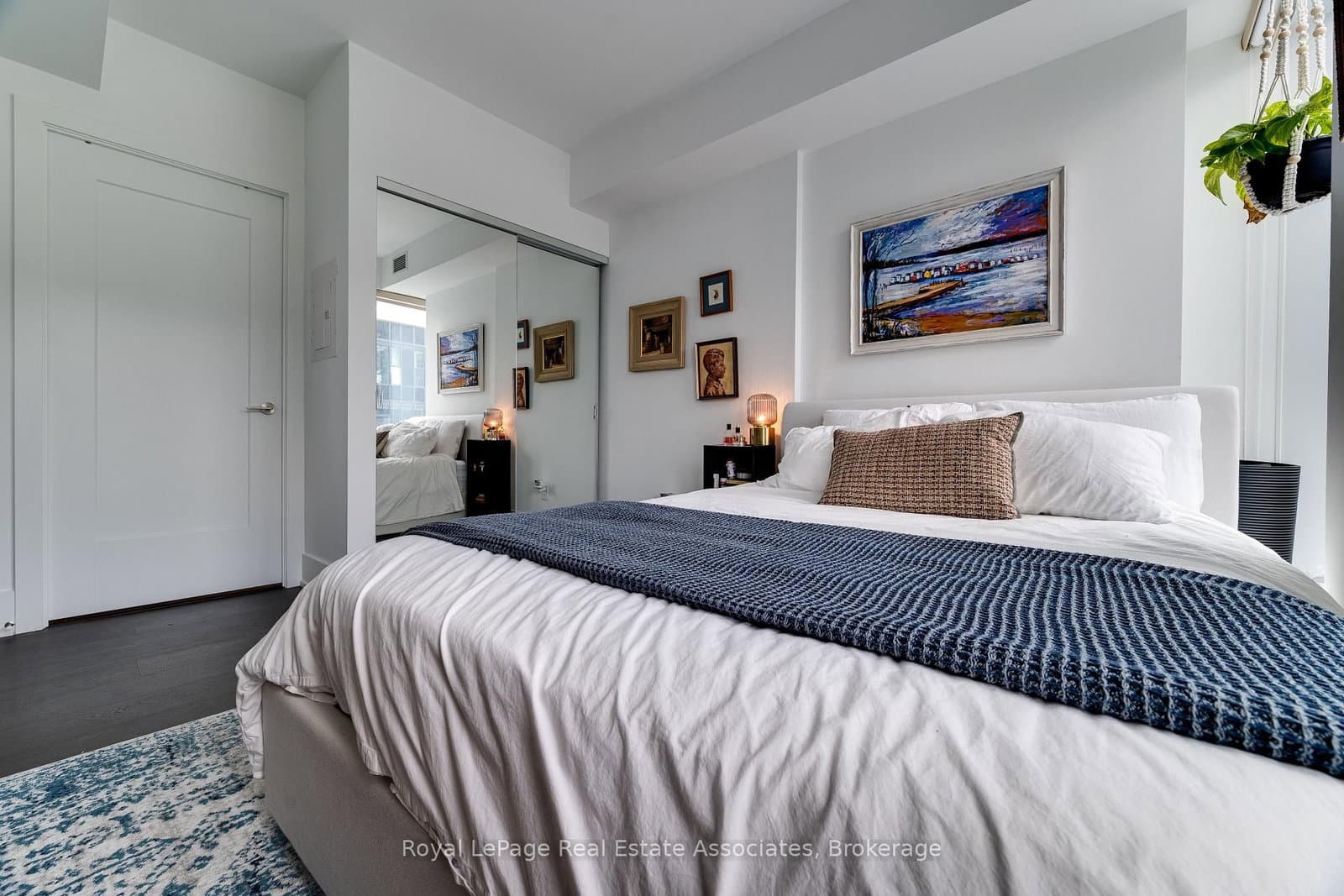 480 Front Street W, Unit 1206 thumbnail 17