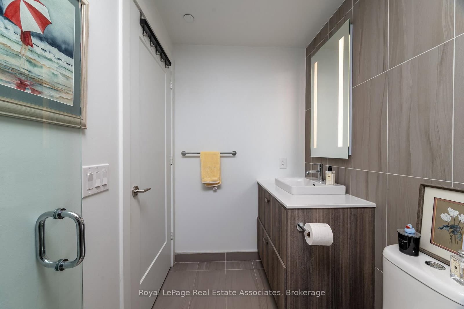 480 Front Street W, Unit 1206 thumbnail 20