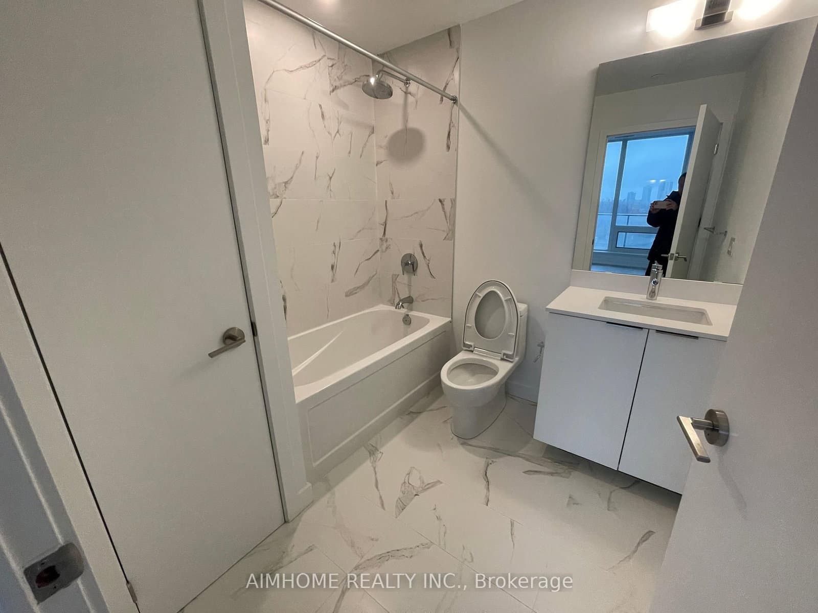 7 Golden Lion Heights, Unit N629 thumbnail 10