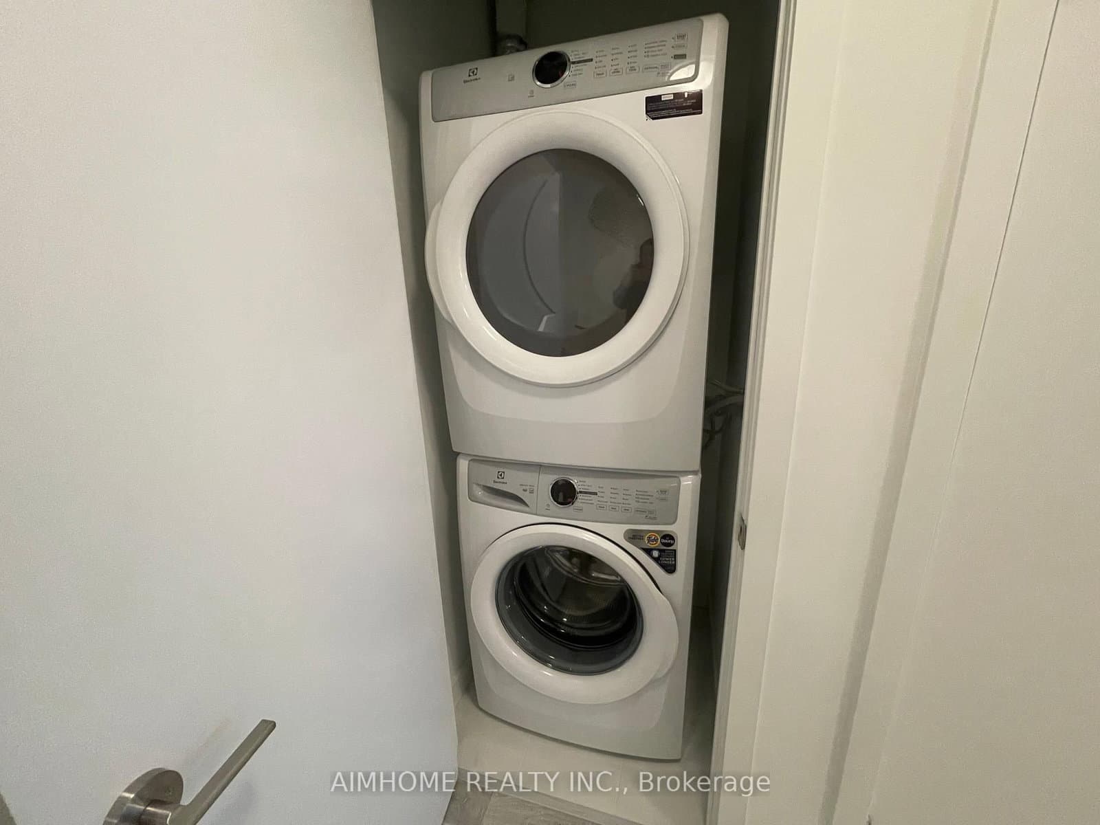 7 Golden Lion Heights, Unit N629 thumbnail 12