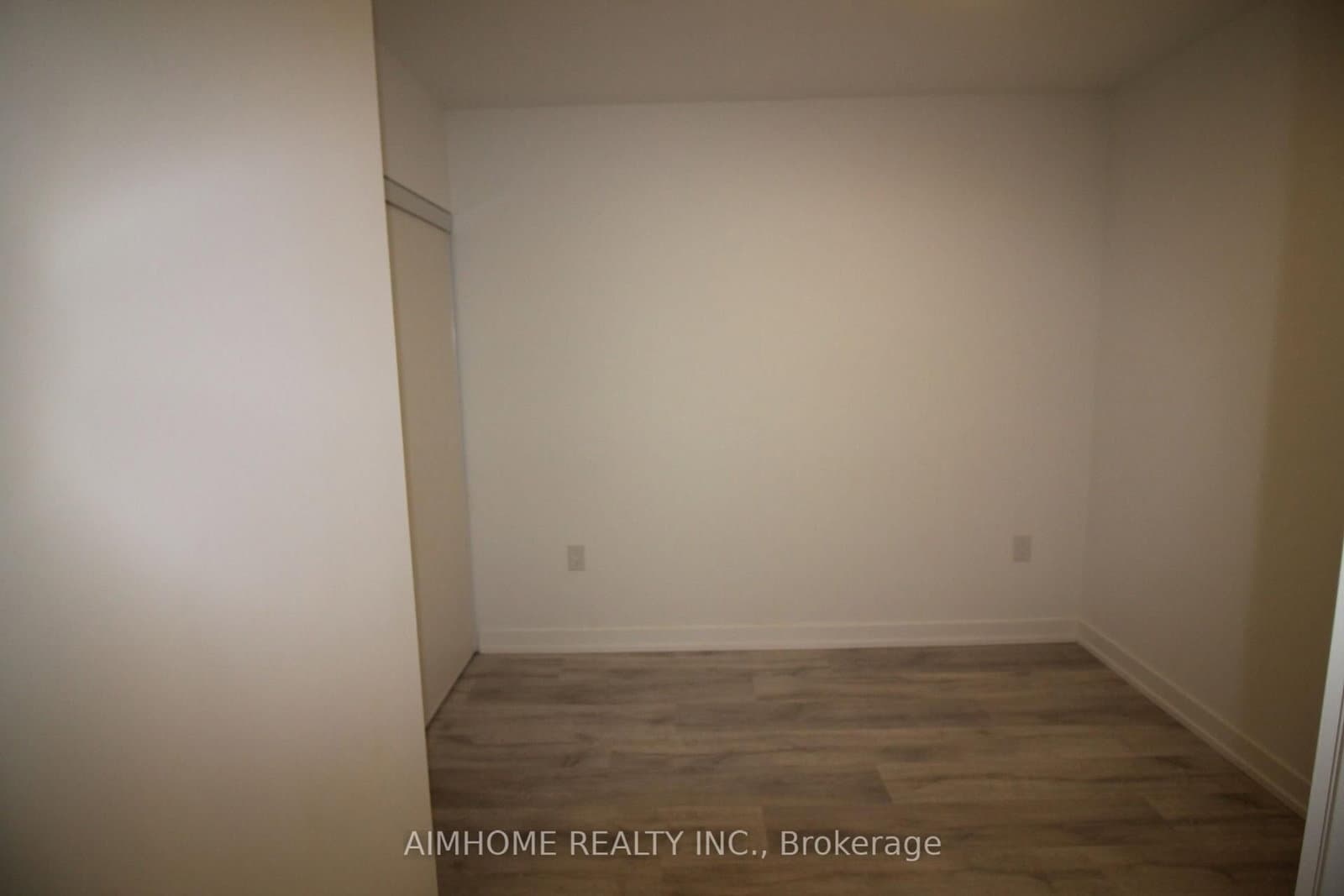 7 Golden Lion Heights, Unit N629 thumbnail 8