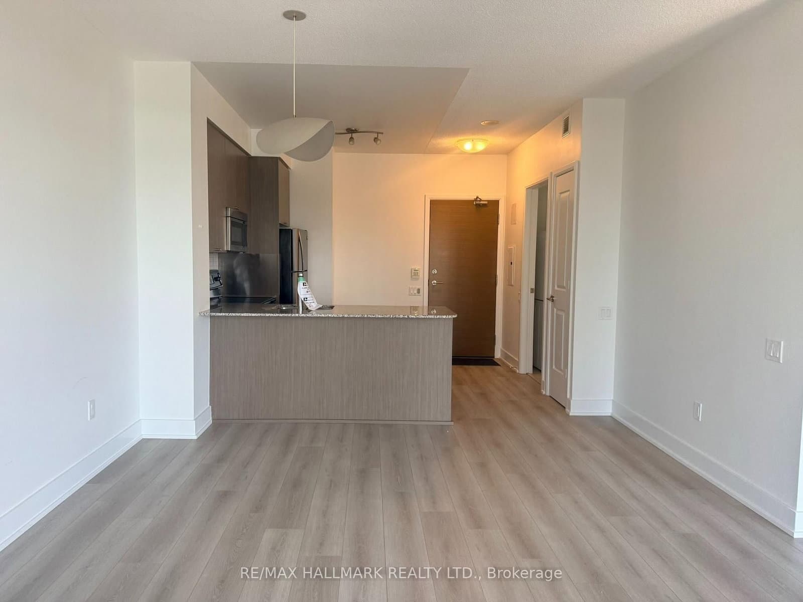 23 Sheppard Avenue E, Unit 2011 thumbnail 10