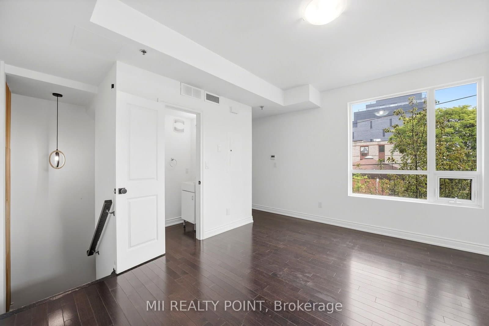 2 Maxwell Street, Unit 201 thumbnail 10