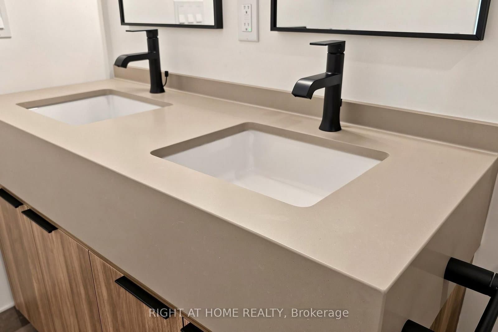 91 Montclair Avenue, Unit 521 thumbnail 24