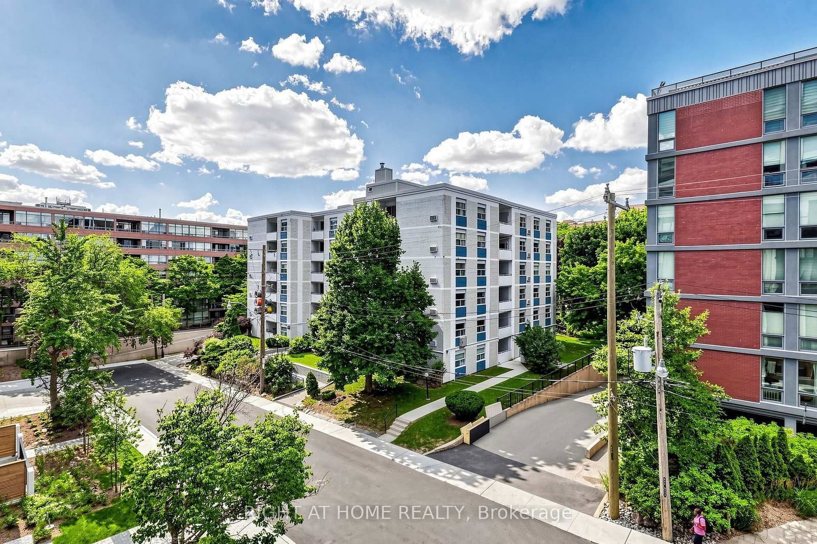 91 Montclair Avenue, Unit 521 thumbnail 38