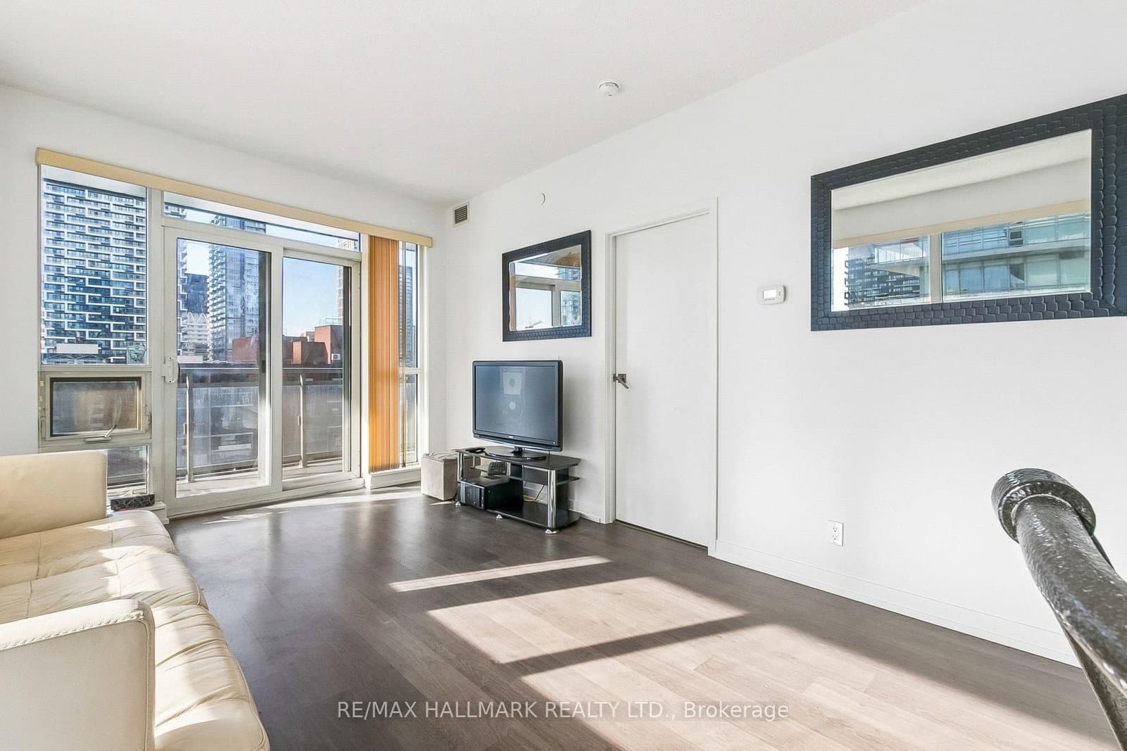 98 Lillian Street, Unit 1212 thumbnail 10