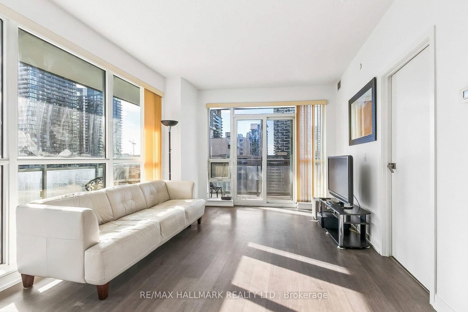98 Lillian Street, Unit 1212 thumbnail 11