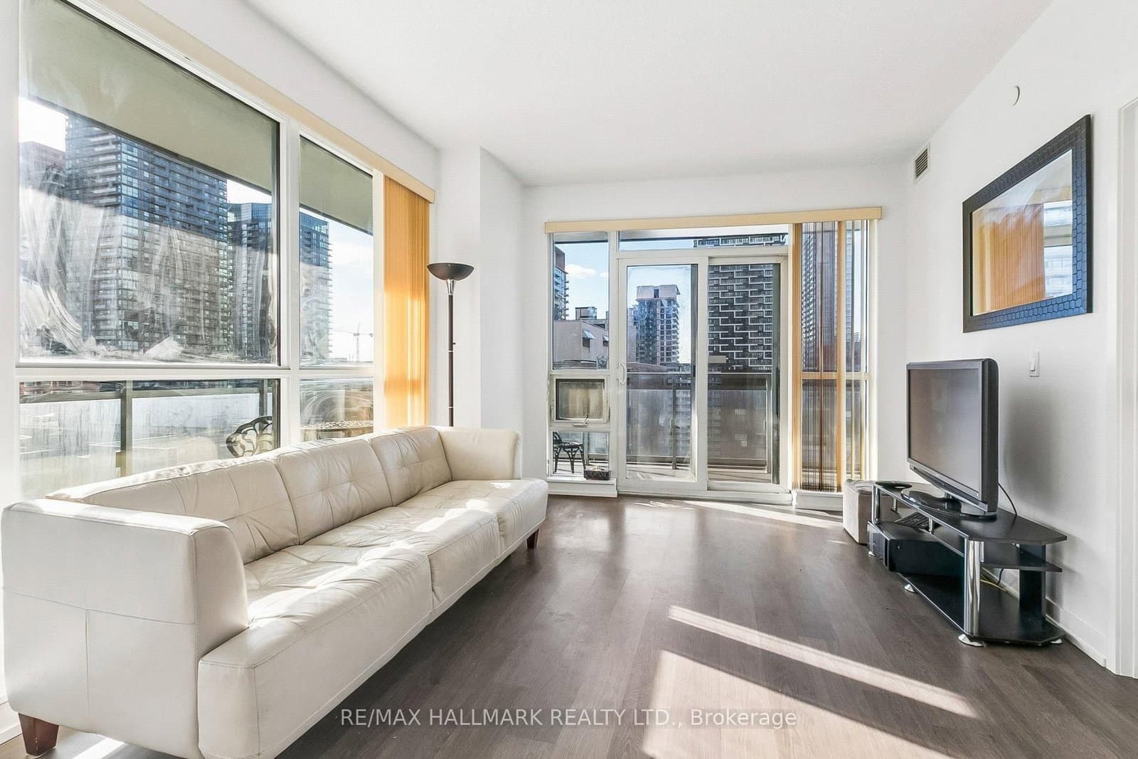 98 Lillian Street, Unit 1212 thumbnail 9
