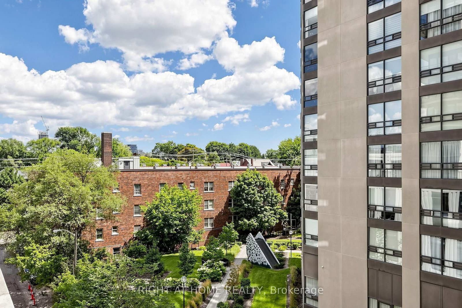 91 Montclair Avenue, Unit 832 thumbnail 36