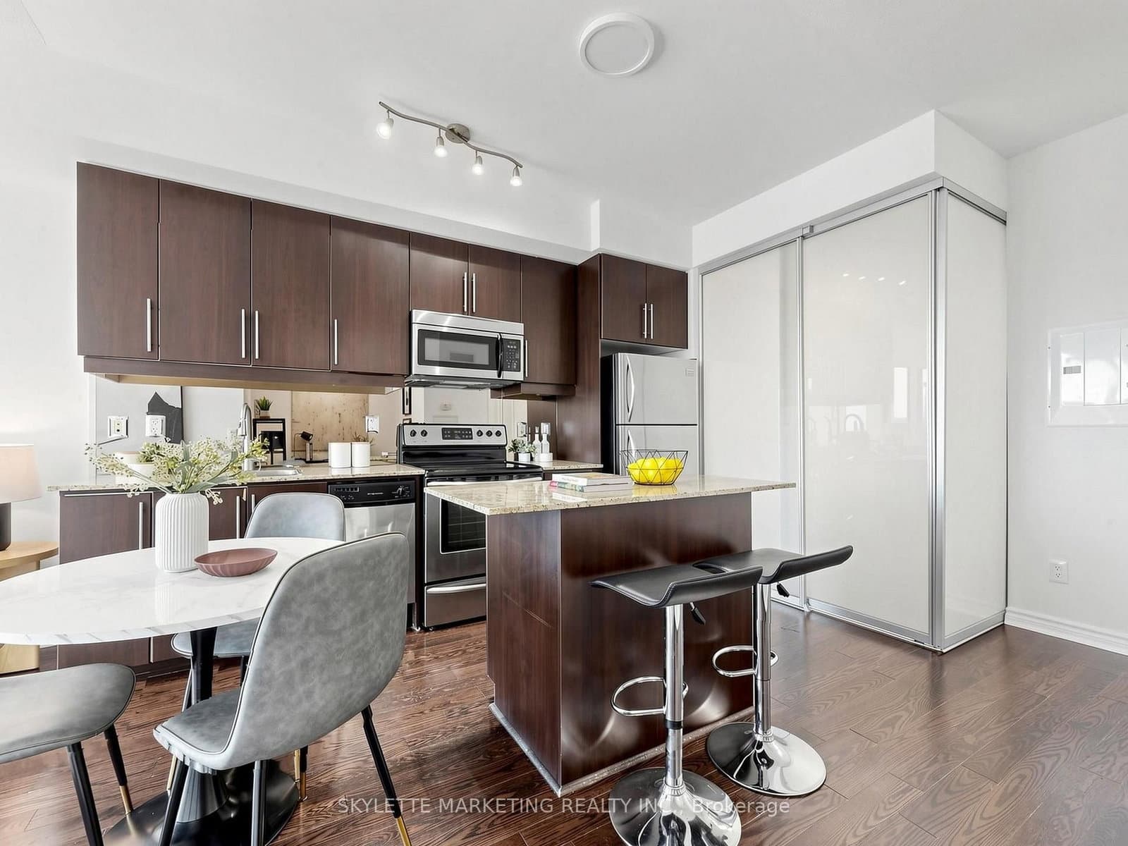 2885 Bayview Avenue, Unit 1029 thumbnail 11