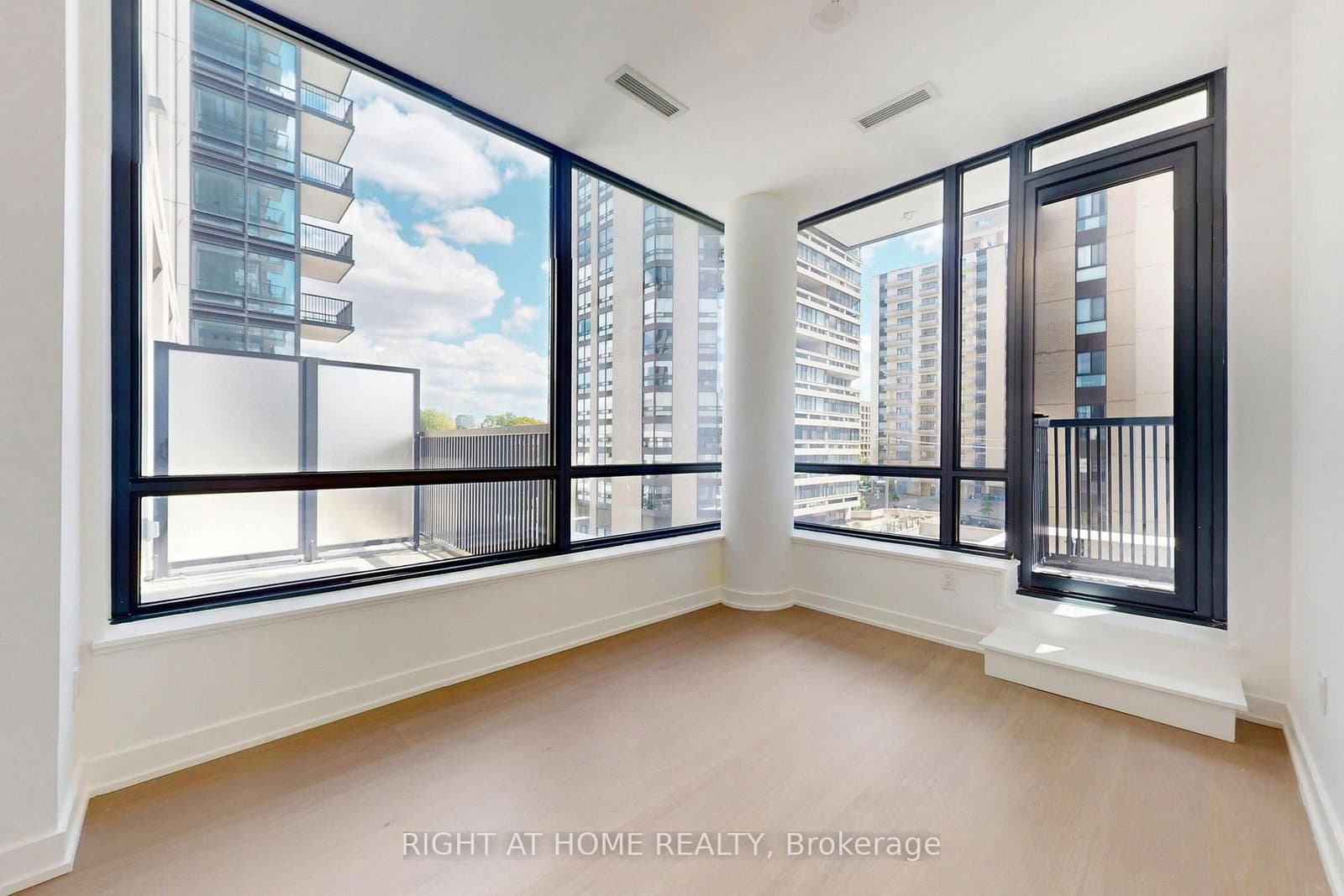 91 Montclair Avenue, Unit 837 thumbnail 21