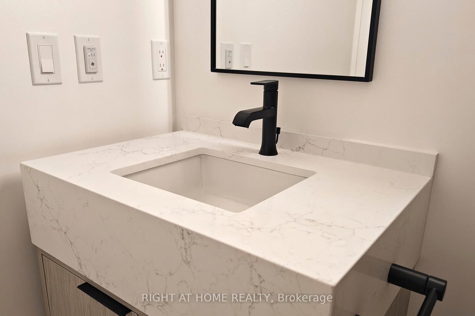 91 Montclair Avenue, Unit 837 thumbnail 33