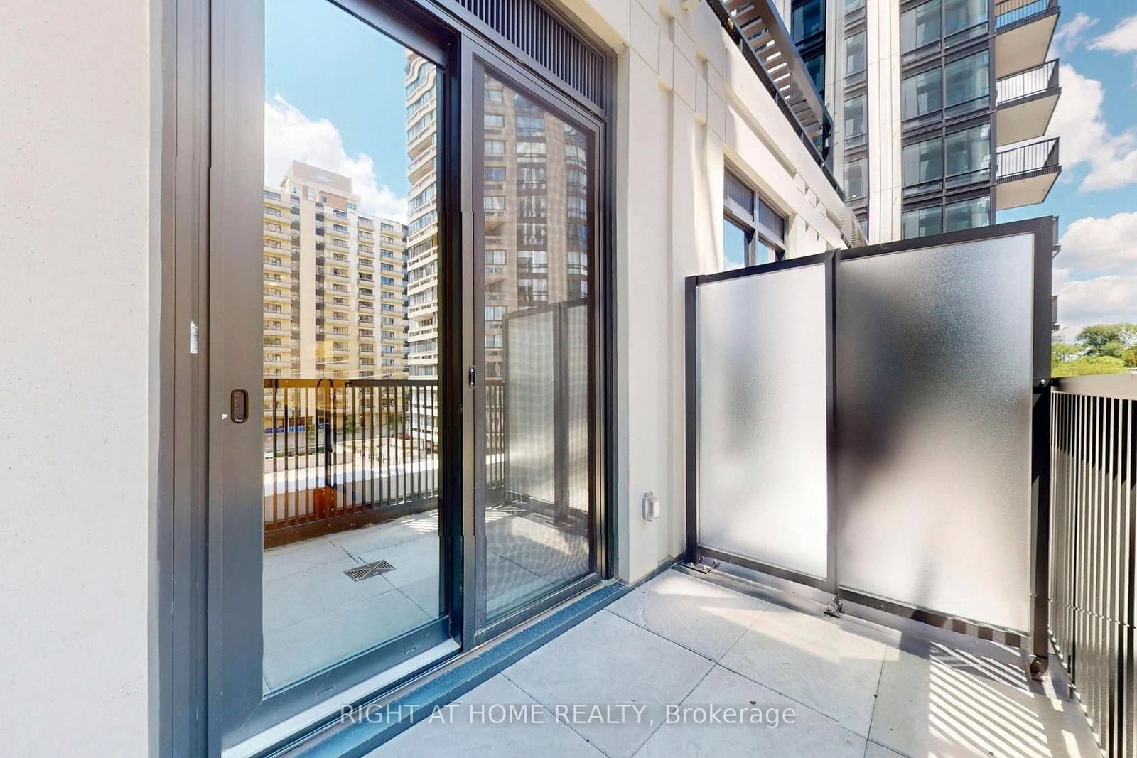 91 Montclair Avenue, Unit 837 thumbnail 38