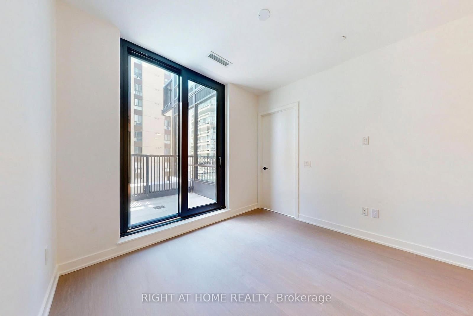 91 Montclair Avenue, Unit 837 thumbnail 7