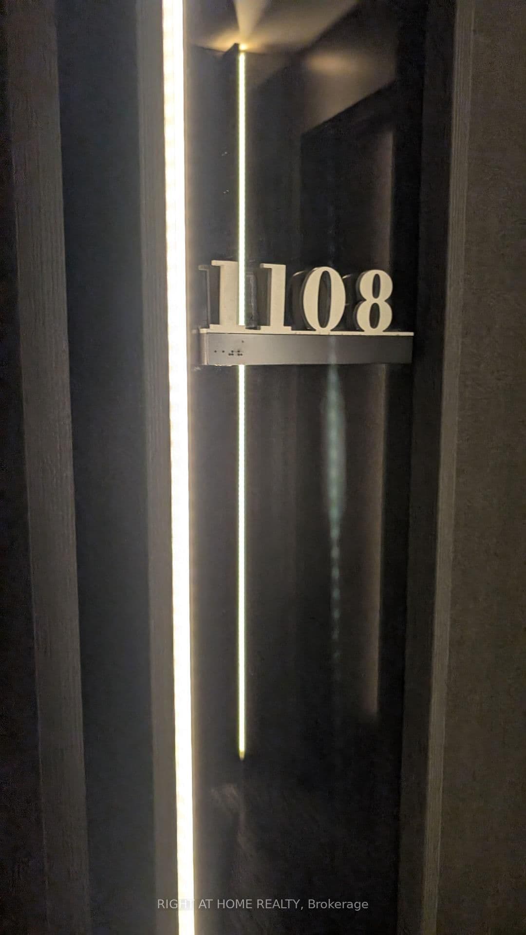 11 Yorkville Avenue, Unit 1108 thumbnail 5
