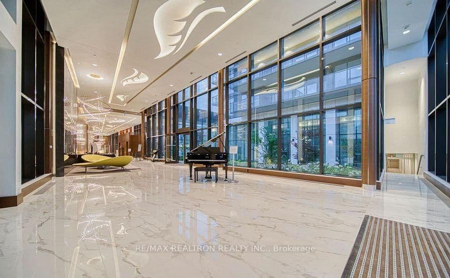 85 Mcmahon Drive W, Unit 3005 thumbnail 2