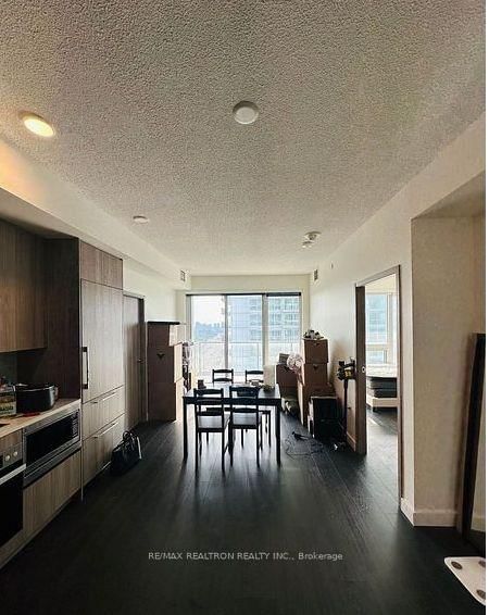 85 Mcmahon Drive W, Unit 3005 thumbnail 8