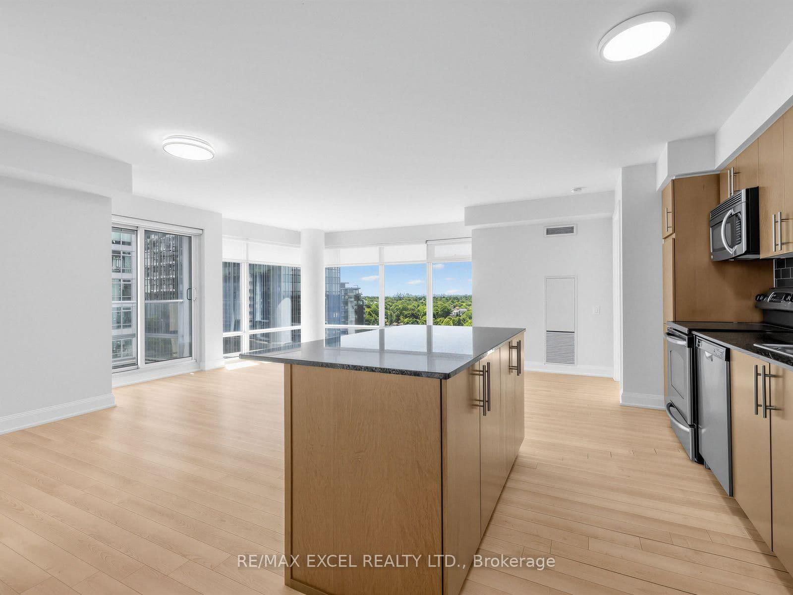 2191 Yonge Street, Unit 1805 thumbnail 16