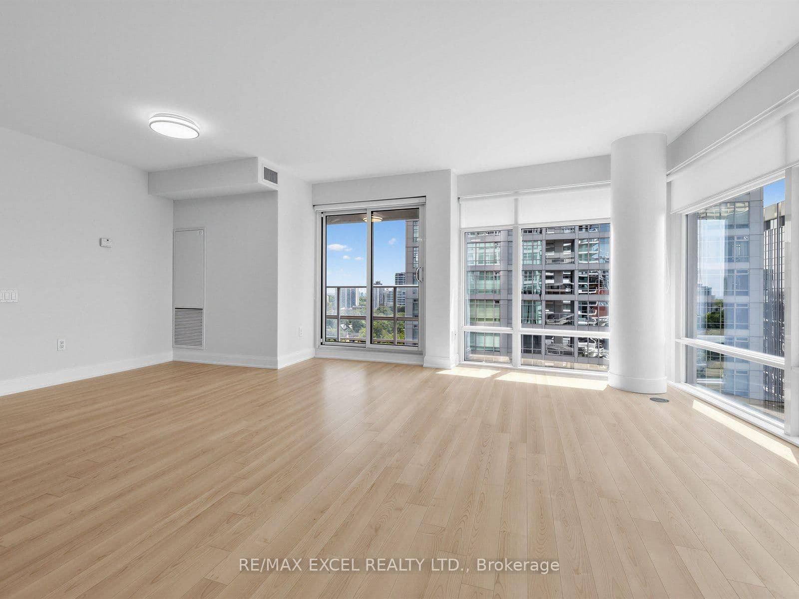 2191 Yonge Street, Unit 1805 thumbnail 8