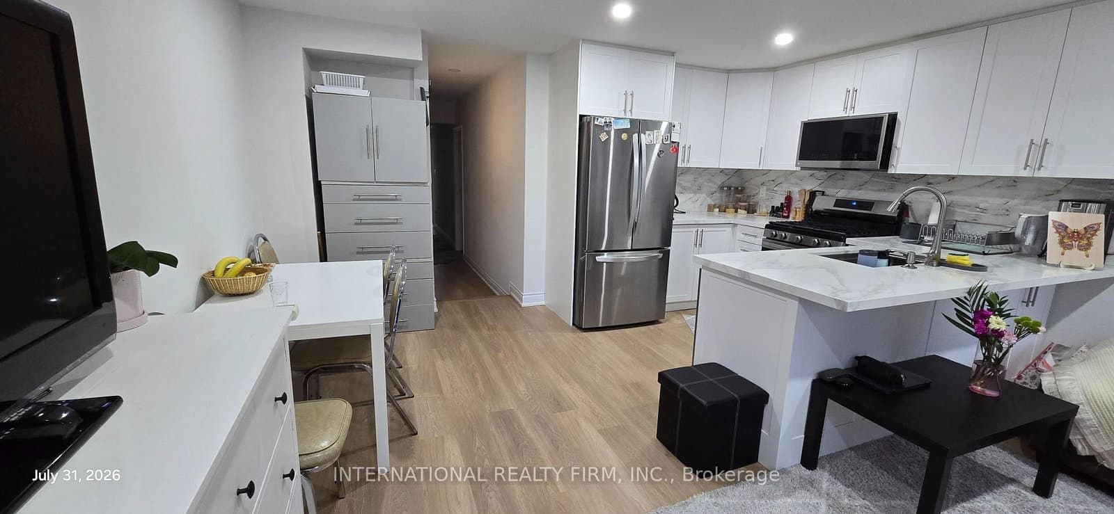 261 Soudan Avenue, Unit Main thumbnail 3