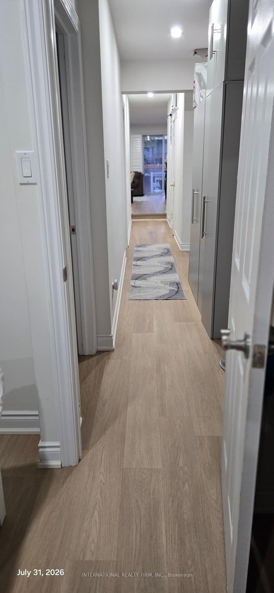 261 Soudan Avenue, Unit Main thumbnail 5