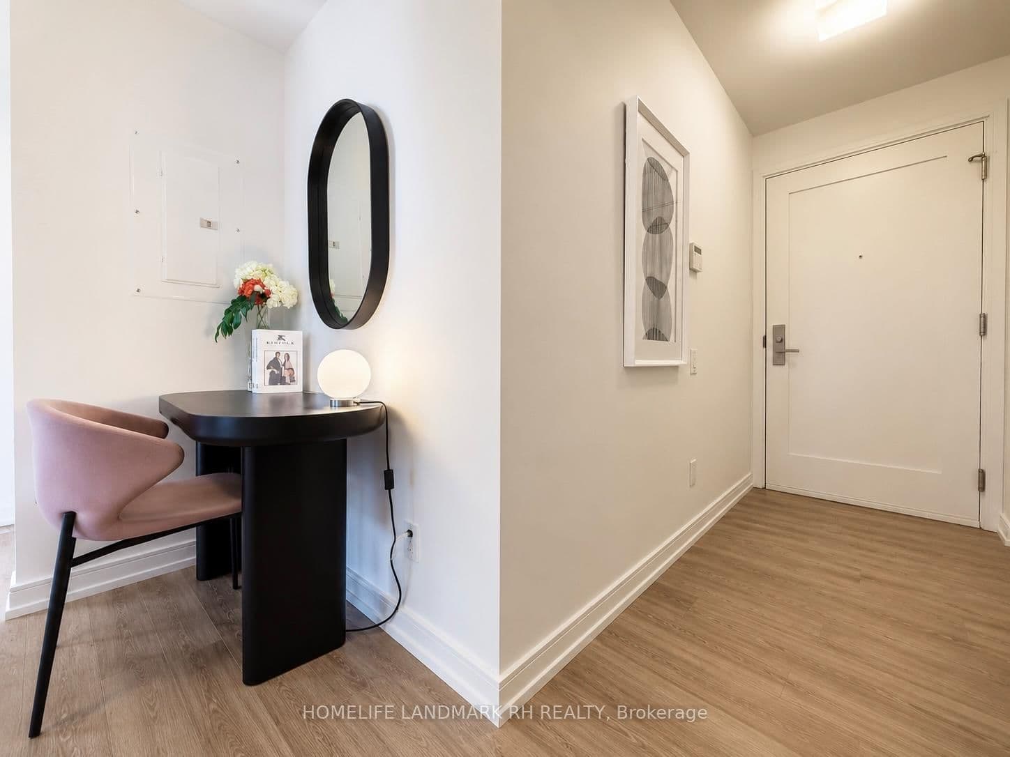 28 Wellesley Street E, Unit 1004 thumbnail 16