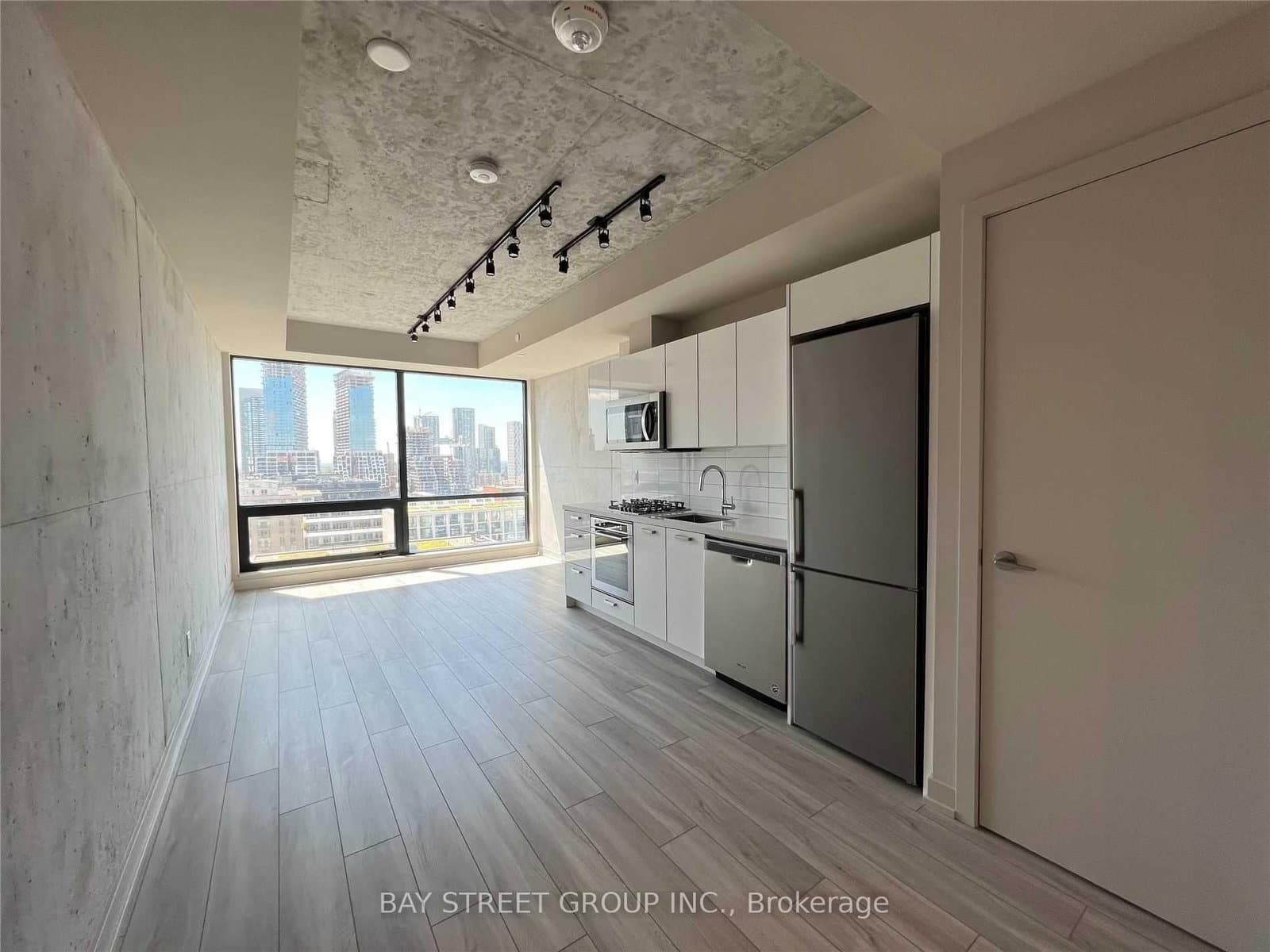 458 Richmond Street W, Unit 1504 thumbnail 4