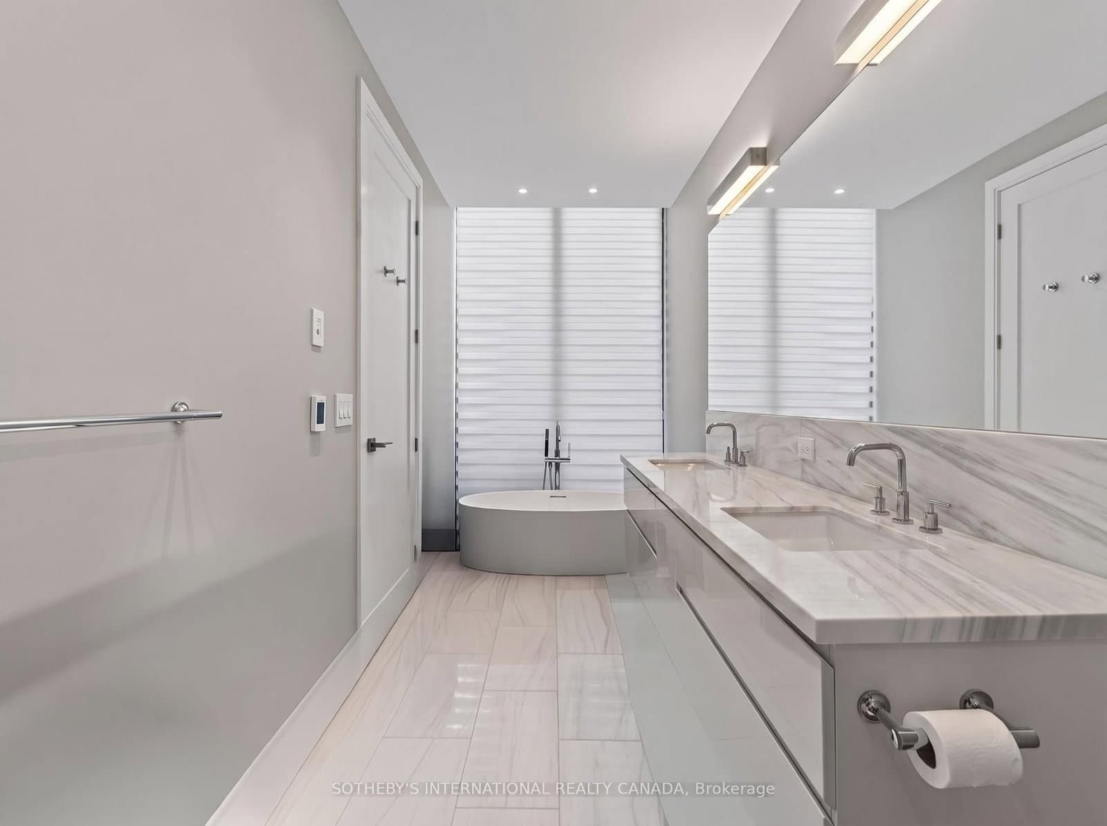 50 Charles Street E, Unit 5501 thumbnail 28
