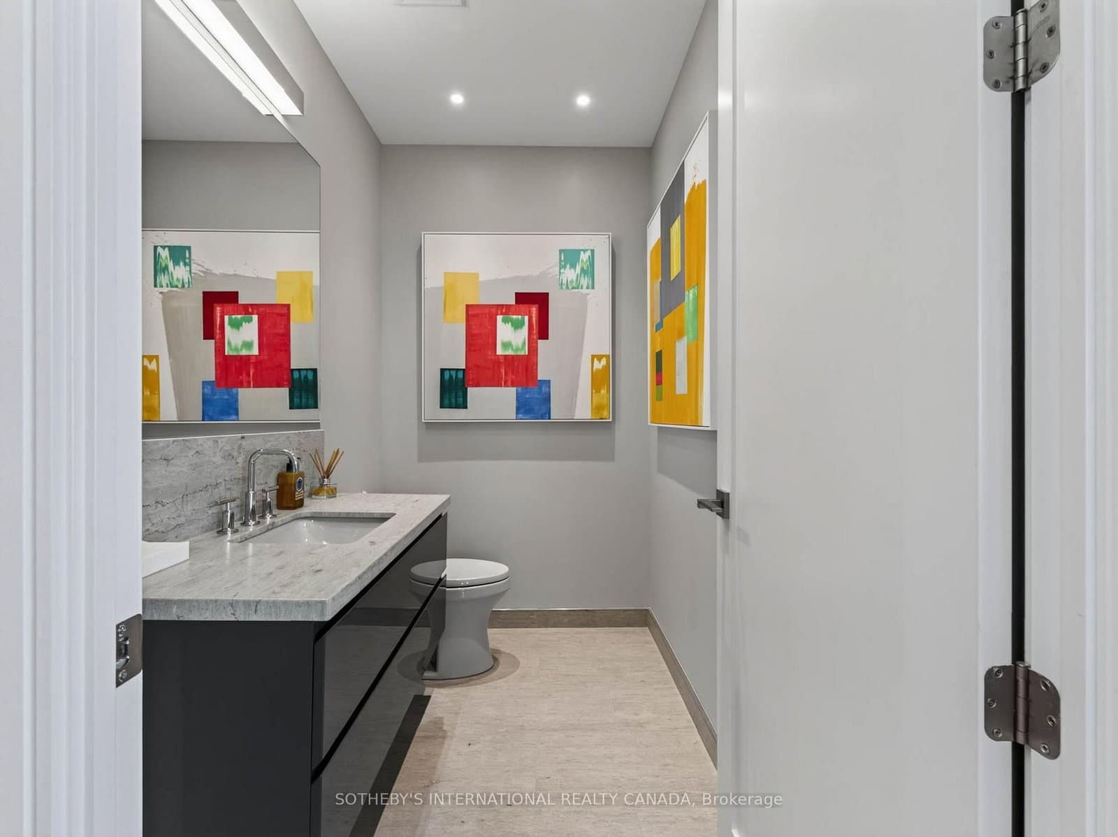 50 Charles Street E, Unit 5501 thumbnail 35