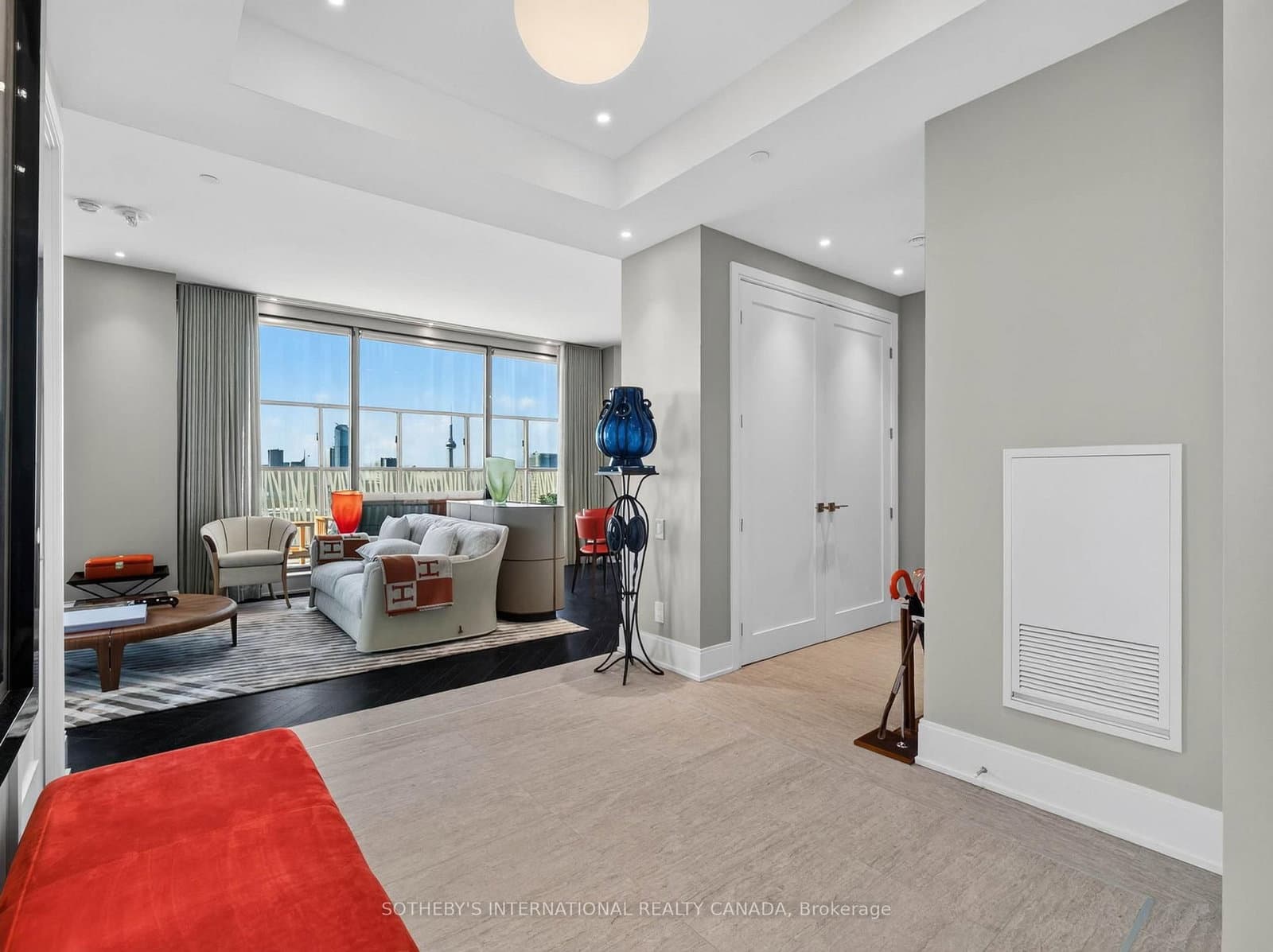 50 Charles Street E, Unit 5501 thumbnail 5