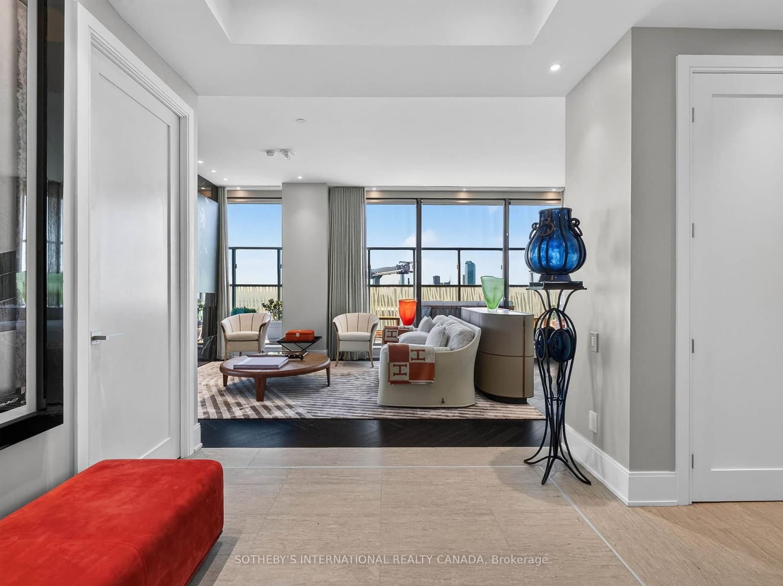 50 Charles Street E, Unit 5501 thumbnail 6