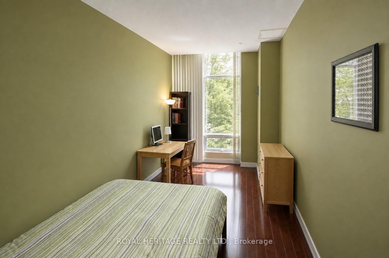 373 Front Street W, Unit 102 thumbnail 10