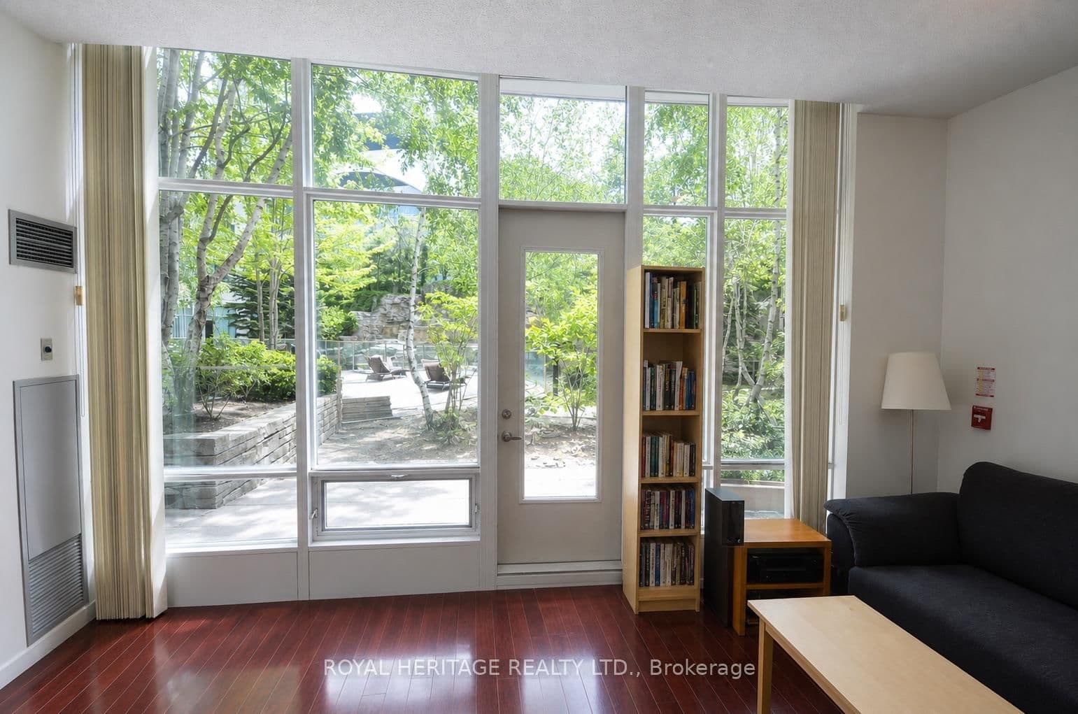 373 Front Street W, Unit 102 thumbnail 11