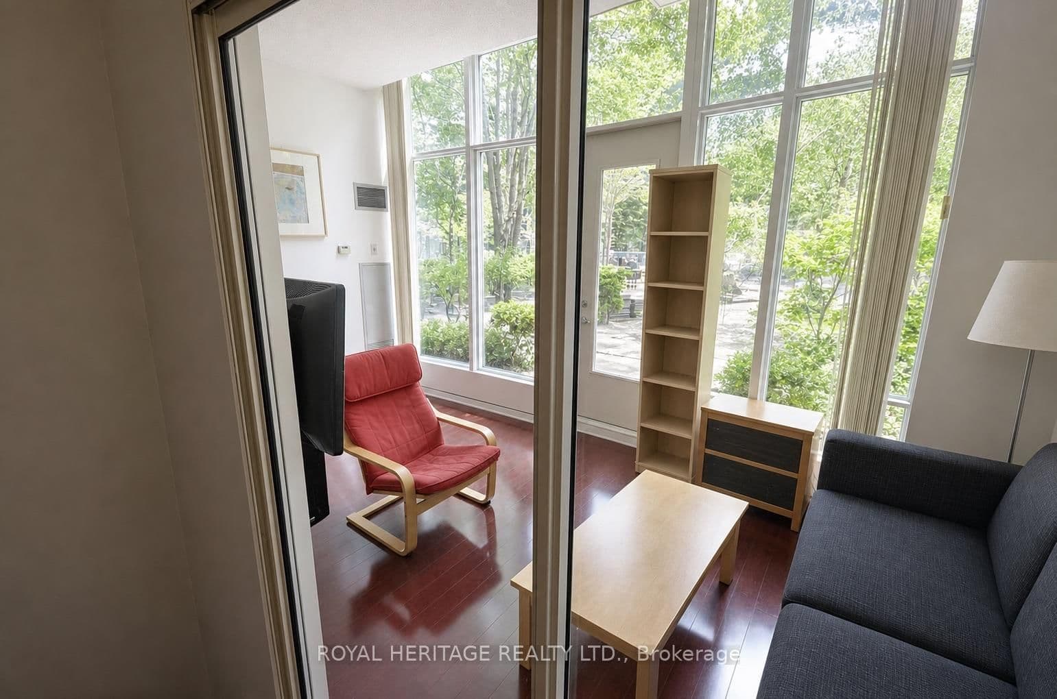 373 Front Street W, Unit 102 thumbnail 12