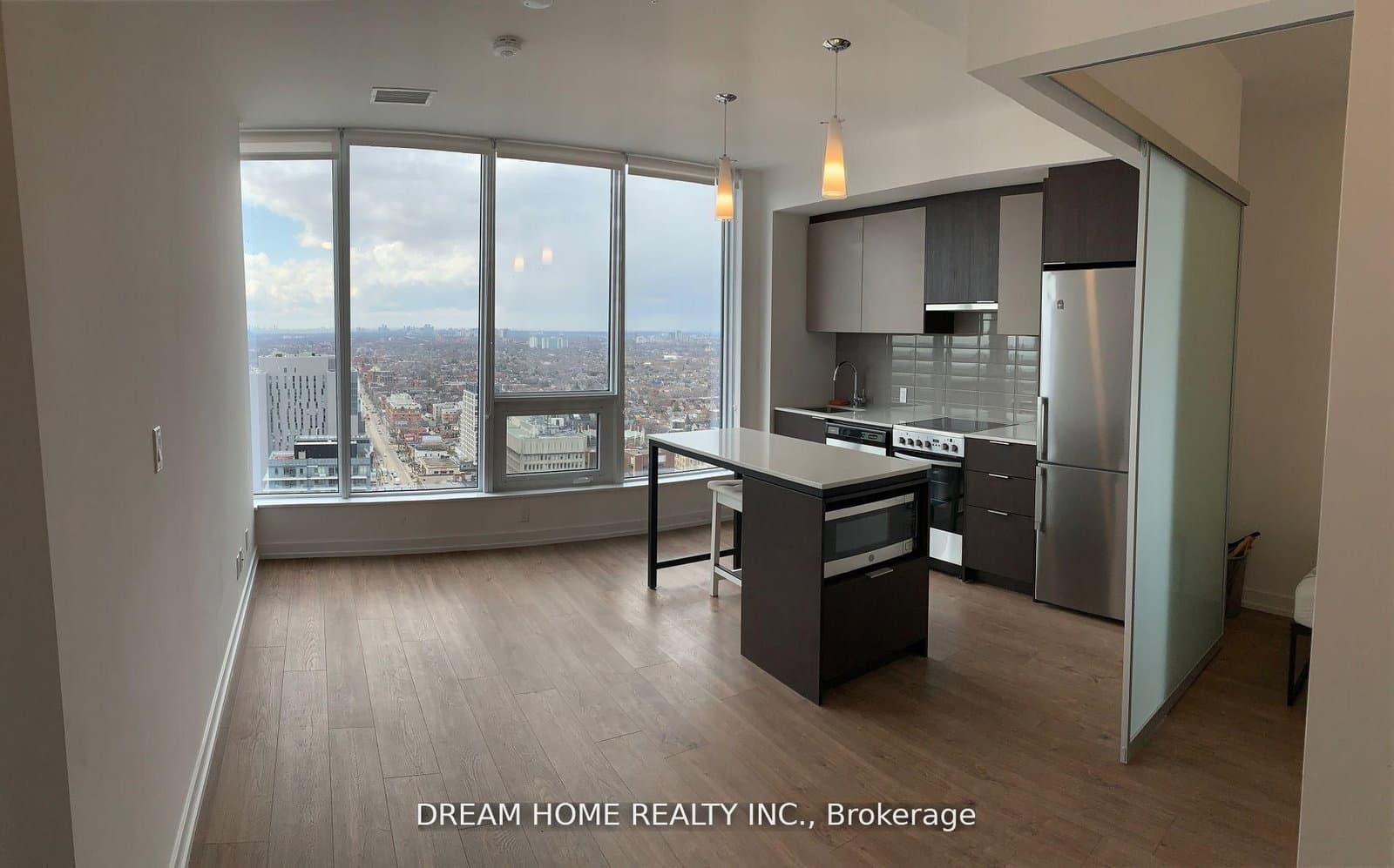 203 College Street, Unit 3003 thumbnail 3