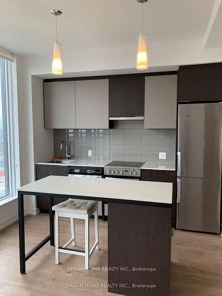 203 College Street, Unit 3003 thumbnail 6