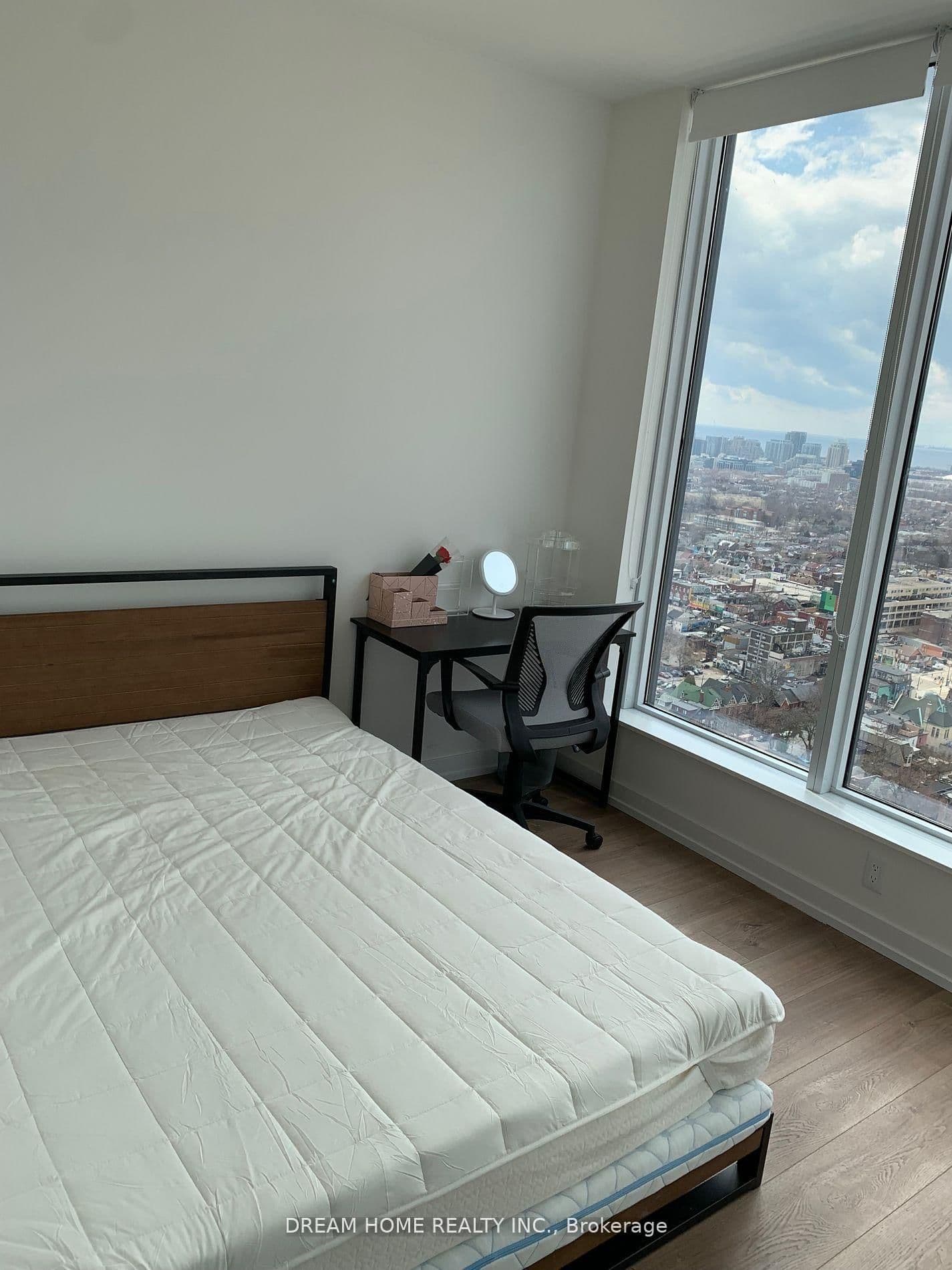 203 College Street, Unit 3003 thumbnail 7