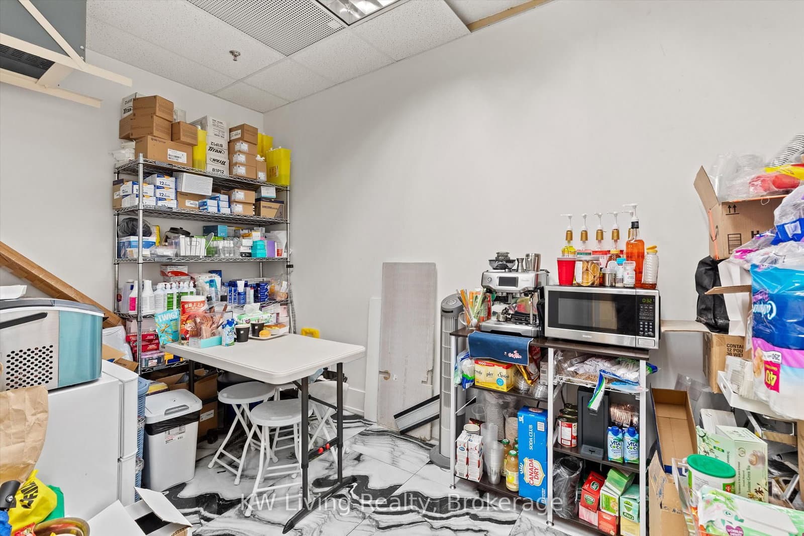 38 Avenue Road, Unit 1-2 thumbnail 17