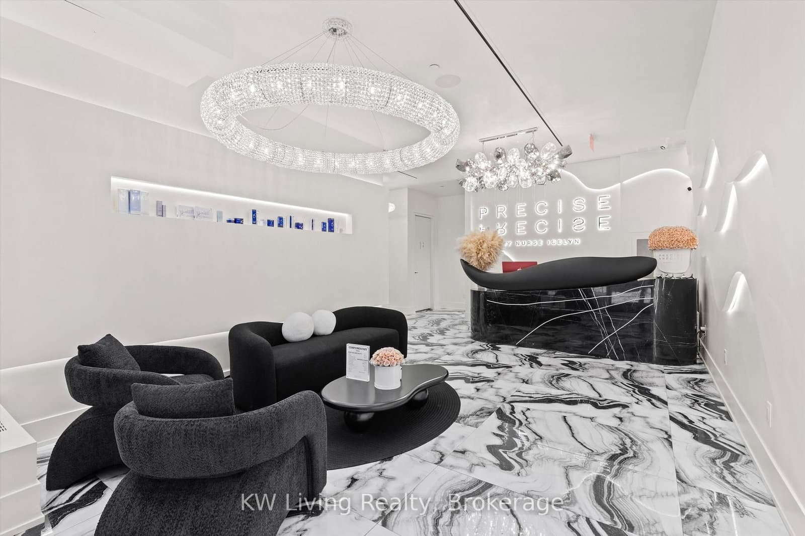 38 Avenue Road, Unit 1-2 thumbnail 6