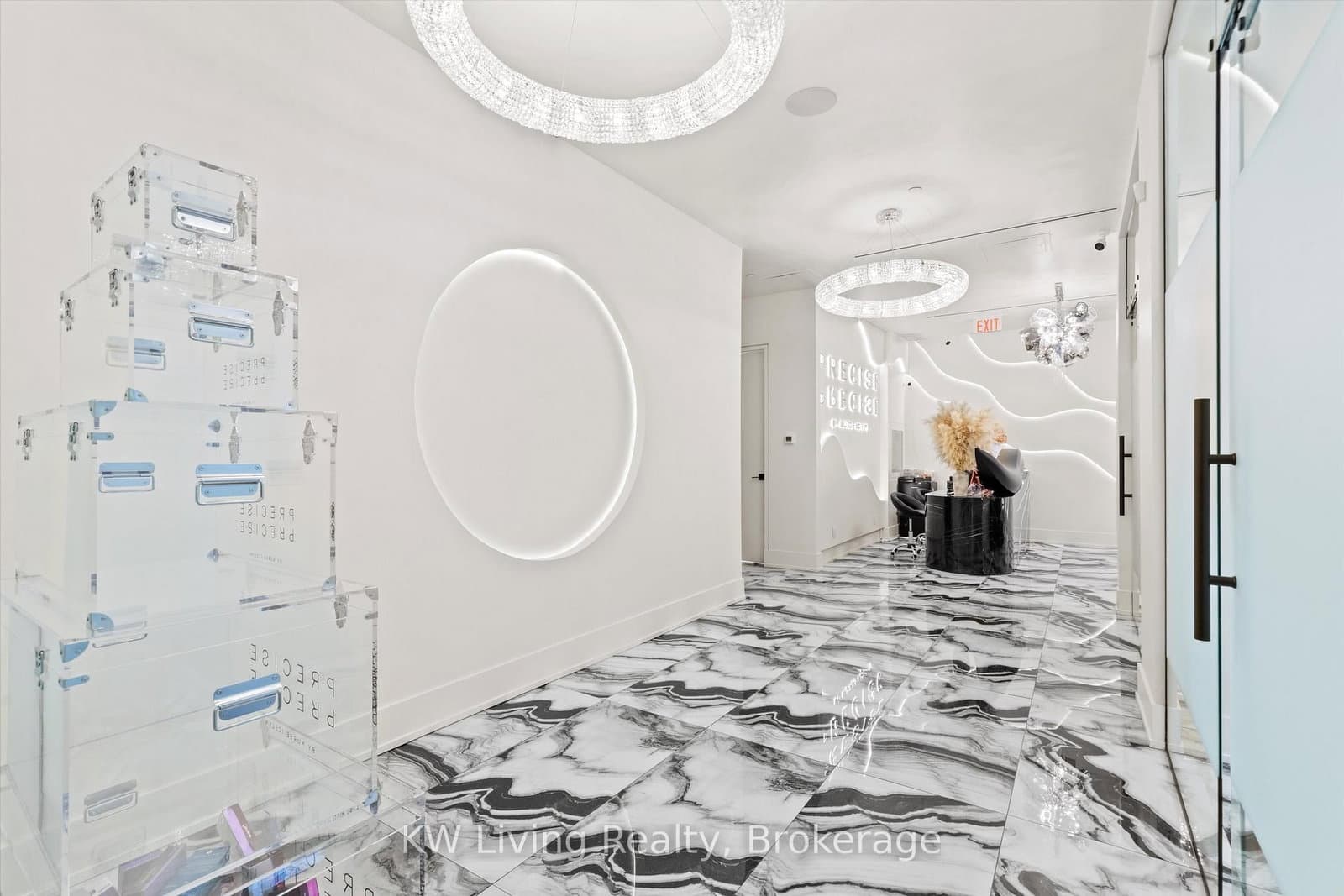 38 Avenue Road, Unit 1-2 thumbnail 8
